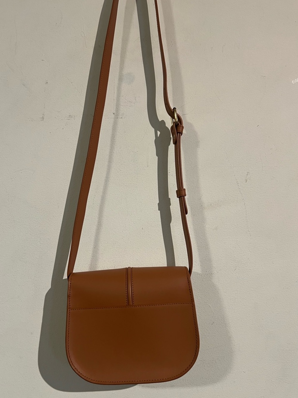 APC Sac Betty brown leather shoulder bag - Picture 2 of 8